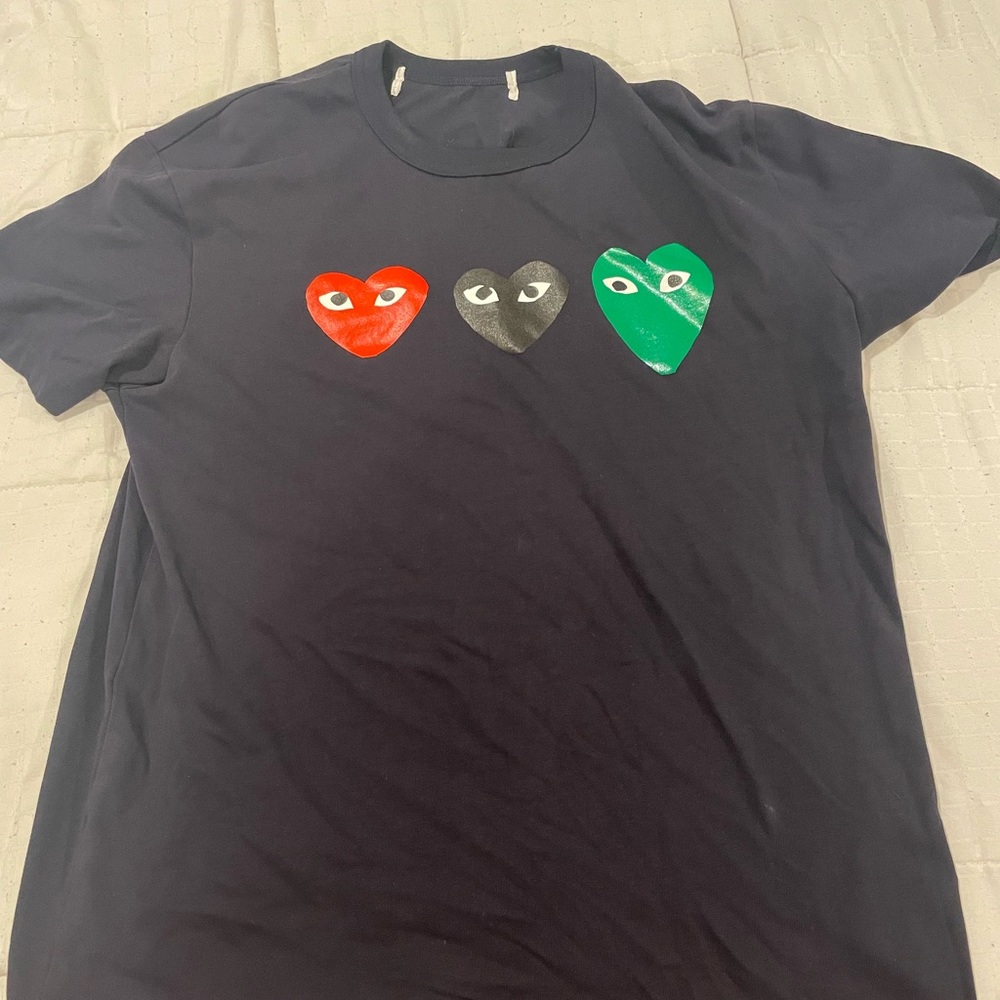 Comme des Garçons CDG Triple Heart T-Shirt size large 100% authentic fromGrailed